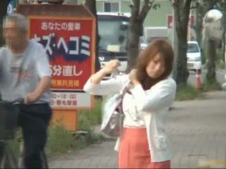 Frustrated японська леді has a волохата